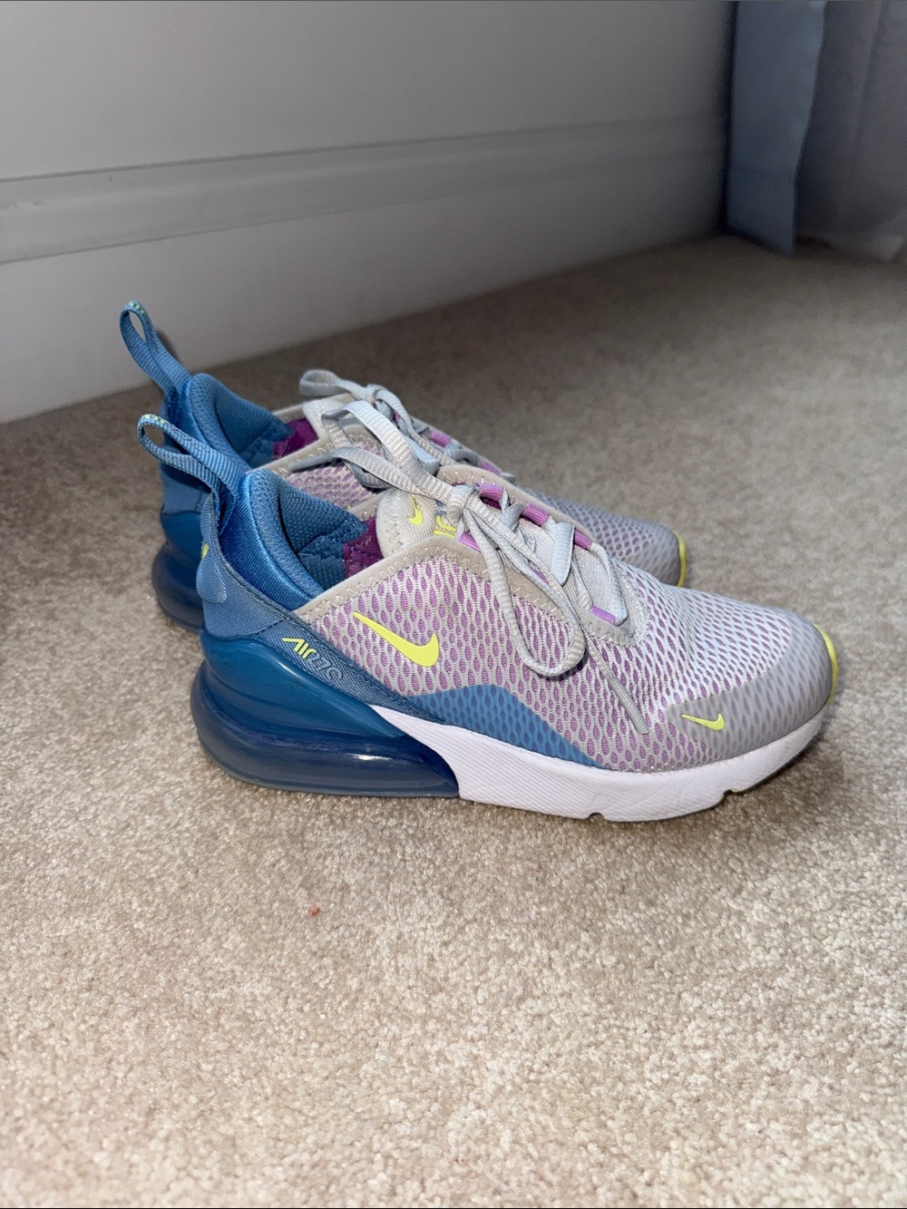 Nike Kids Blue & Purple Mesh Air Max 270 Sneakers with Yellow Accents